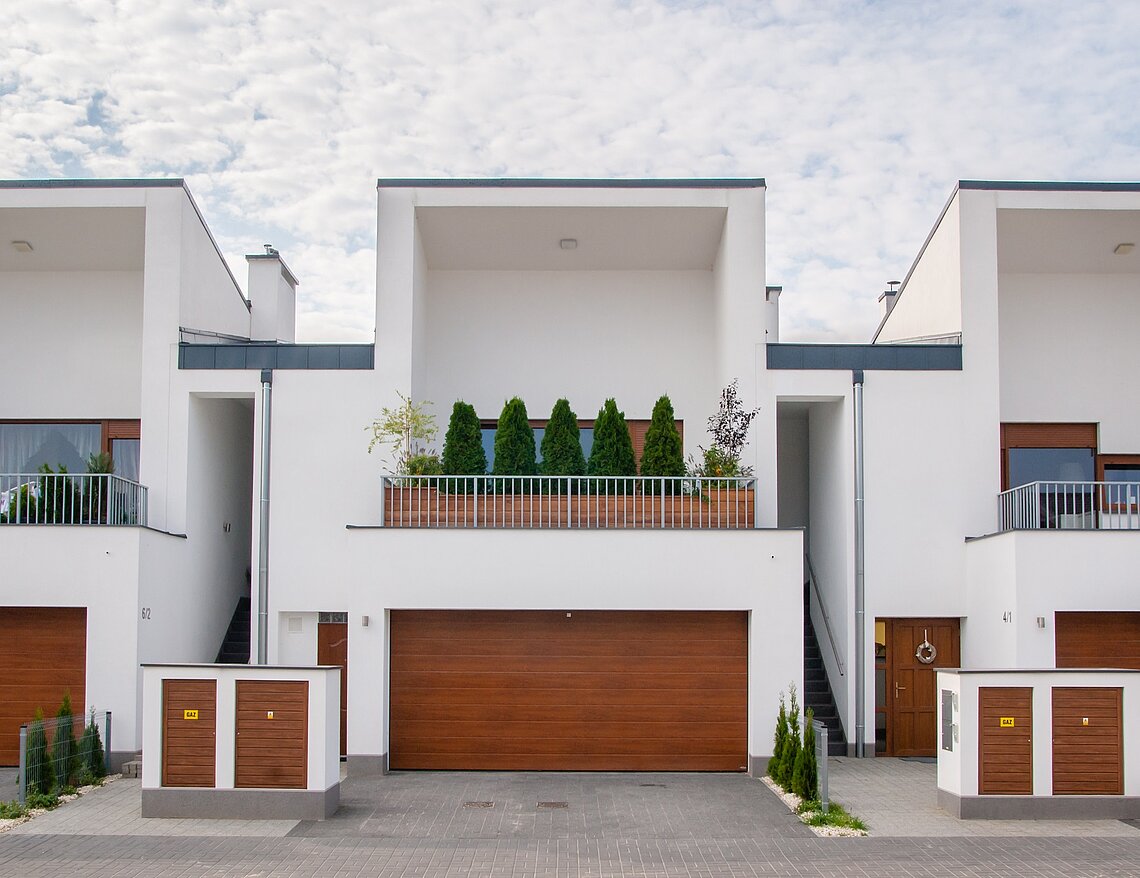 jak dobrać odpowiedni kolor bramy garażowej?